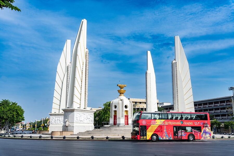 Bangkok: City Sightseeing Hop-On Hop-Off Bus Tour - Audio on the bus: helpful, but tune your expectations