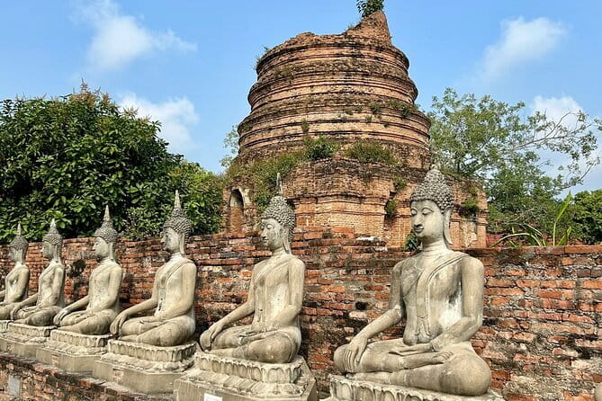 Bangkok Classic 3-Temples With Buffet Lunch Day Tour - Wat Paknam Phasi Charoen: The Big Buddha Moment and a Quieter Pace