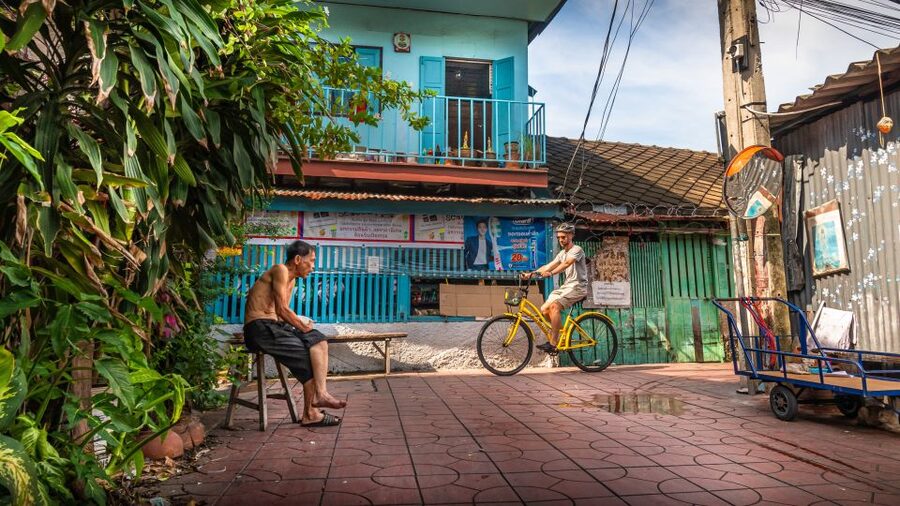 Bangkok Classical Bicycle Tour - Chinatown start from Soi Charoen Krung 24: close-up Bangkok life