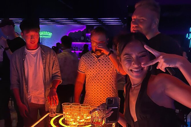 Bangkok Club Crawl: Explore, Connect and Party Worldwide - Why a Bangkok club crawl at 9:30 pm is worth it