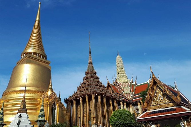 Bangkok Combo: Tuk Tuk App Pass, Chao Phraya Boat & E-sim - Sukhumvit: the cosmopolitan artery for malls and food runs