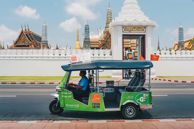 Bangkok Combo: Tuk Tuk App Pass, Chao Phraya Boat & E-sim - The app system: fast when it works, annoying when it does not