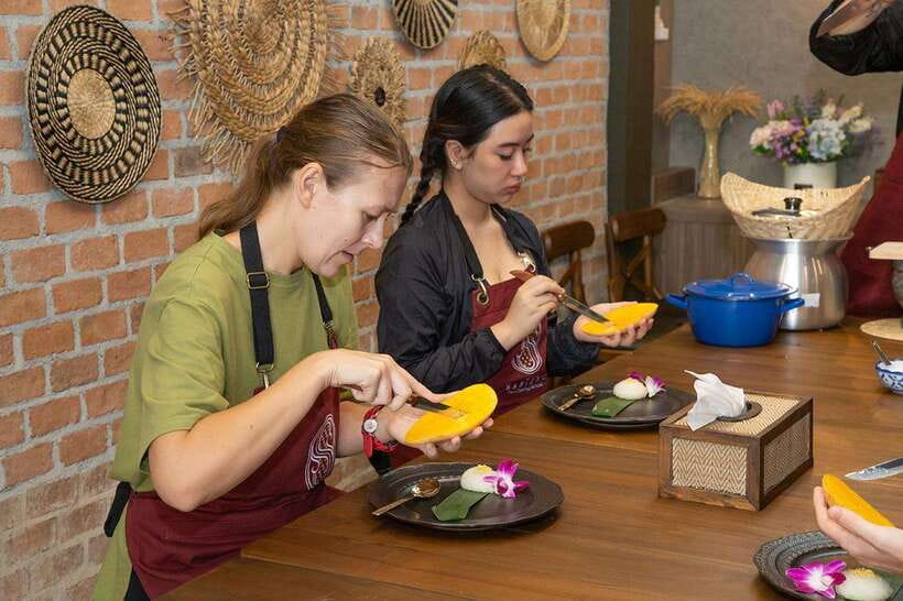 Bangkok: Cooking Class with Market Visit & Tuk Tuk Ride - Queen Sirikit MRT Exit 1, the Meeting Point You Must Get Right