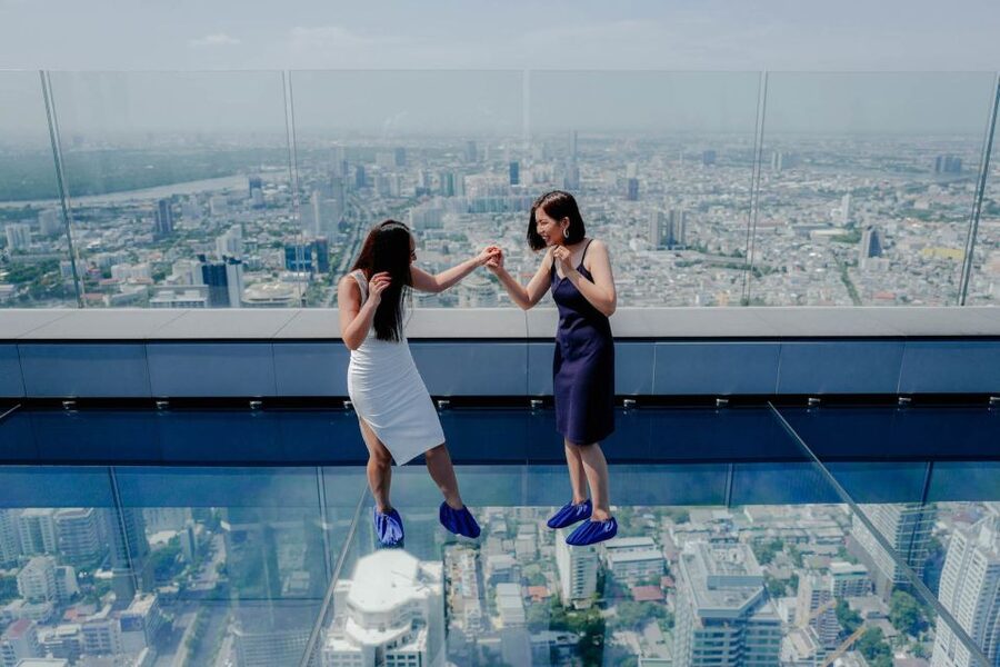 Bangkok: Damnoen Saduak, Train Market & Mahanakhon Day Trip - Price and value: what $23 actually buys you