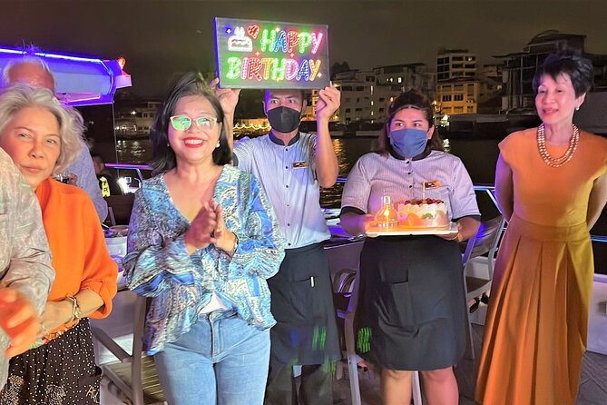 Bangkok Dinner Cruise with Intl Buffet, Live Music & Hotel Pickup - Hotel Pickup and Private Transfers: The Part You’ll Thank Yourself For