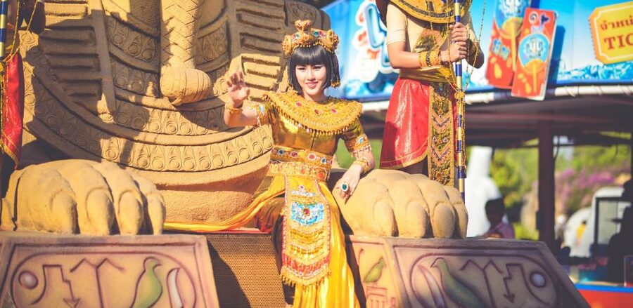 Bangkok: Dream World Entrance Ticket - Super Visa vs Snow Town and Go-Kart: Picking the Best Value