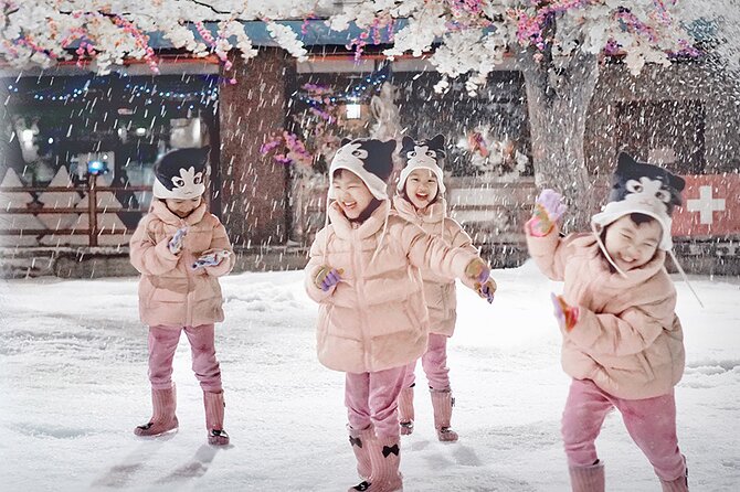 Bangkok Dream World & Snow Town Theme Park Admission Ticket (SHA Plus) - Snow Town Bangkok: cold-themed attractions without losing the fun