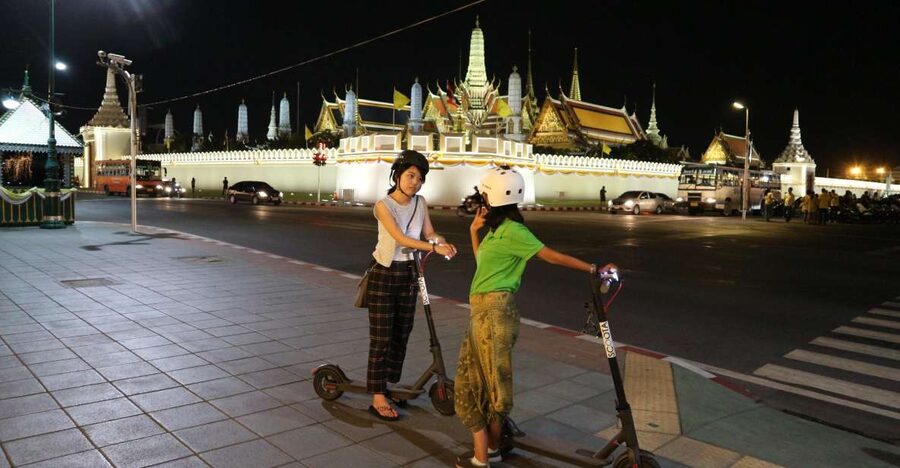 Bangkok: E-Scooter Night Tour with Local Street Food - Getting Started: Training, Helmet, and a Practice Run