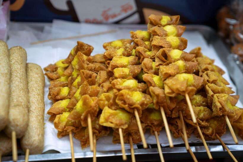Bangkok Electric Tuk Tuk: Street Food & Markets - Electric tuk-tuk through Thonburi: why this route matters