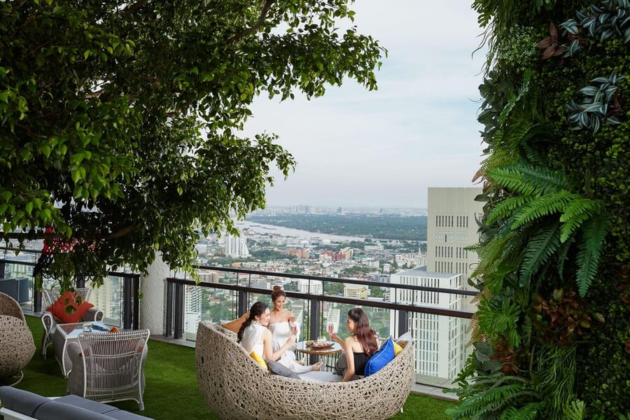 Bangkok: Enjoy Fine Thai Food with Panoramic Rooftop Views - Views and Atmosphere: Outdoor Sky Garden at Height