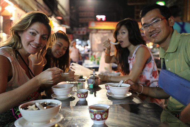 Bangkok Evening Street Food Tuk Tuk Adventure - Stop 1, Talad Phlu Snack Energy