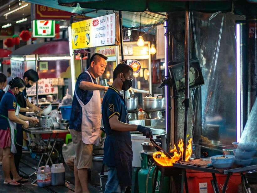 Bangkok: Evening Tour with Wat Arun, Wat Pho & Tuk Tuk Ride - What to bring, plus the dress code reality