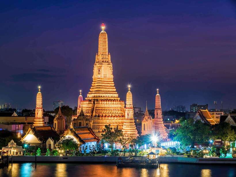 Bangkok: Evening Tour with Wat Arun, Wat Pho & Tuk Tuk Ride - Why Bangkok’s temples feel better after dark