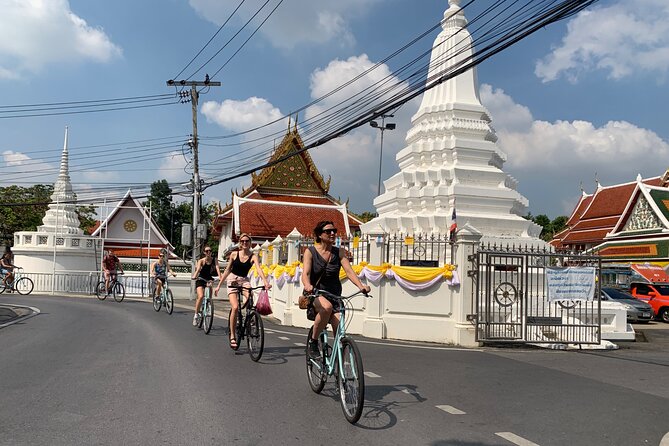 Bangkok Experiences Bike Tours-Backstreets and Hidden Gems - Why This Thonburi Ride Feels Different From Usual Bangkok Sightseeing