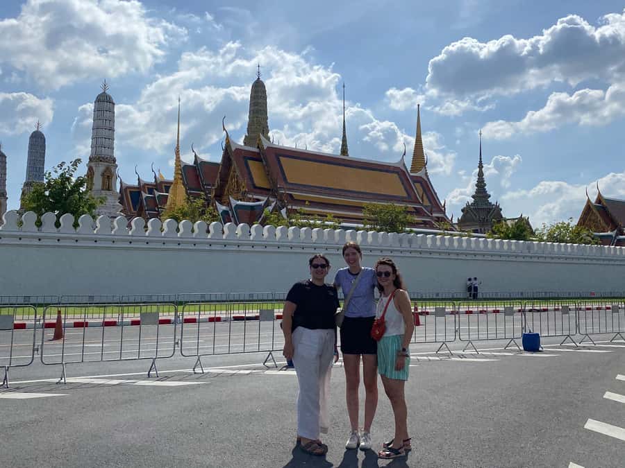 Bangkok: explore Wat Pho + tuk tuk sightseeing - Who this tour suits best (and who should skip it)