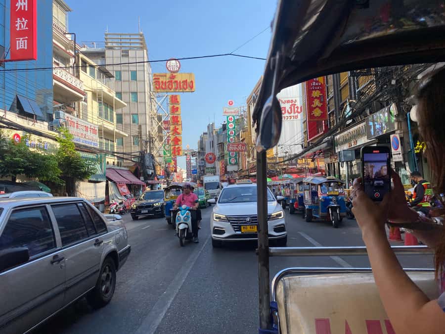 Bangkok: explore Wat Pho + tuk tuk sightseeing - Should you book this Bangkok Wat Pho plus tuk tuk tour?