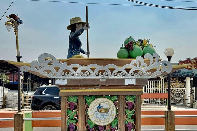 Bangkok: Floating Market & Train Market with Train/Boat ride - Audio Guide in 28 Languages: How to Use It Without Extra Fuss