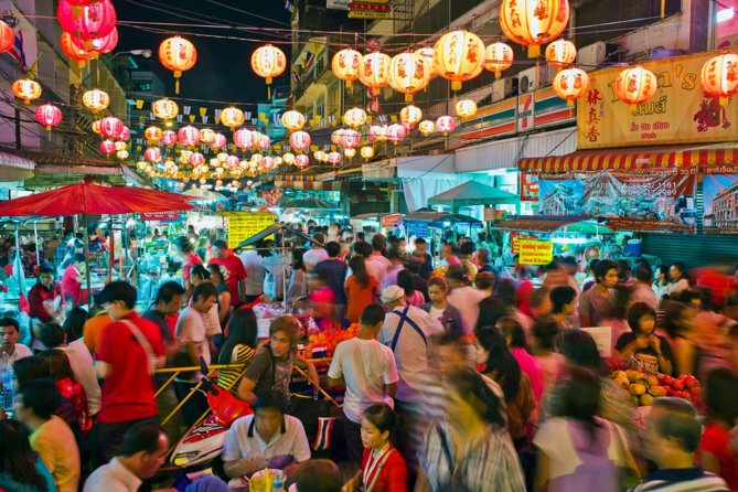 Bangkok Food Tour with a Local: China Town Feast for Foodies 100% Personalized - Temple Views and Shophouse Stops Along the Main Road