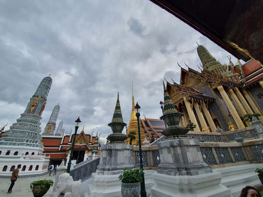 Bangkok: Grand palace and Iconic temple Half-Day Private - Grand Palace and Wat Phra Kaew, what to look for