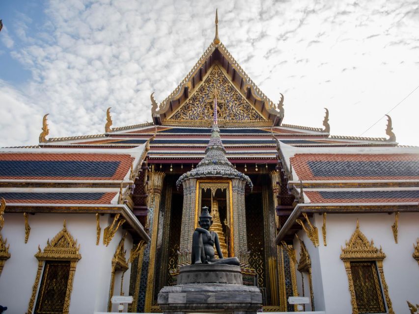 Bangkok: Grand Palace and Wat Arun Guided Walking Tour - The Guide Factor: Names You Might Get and What They Tend to Do