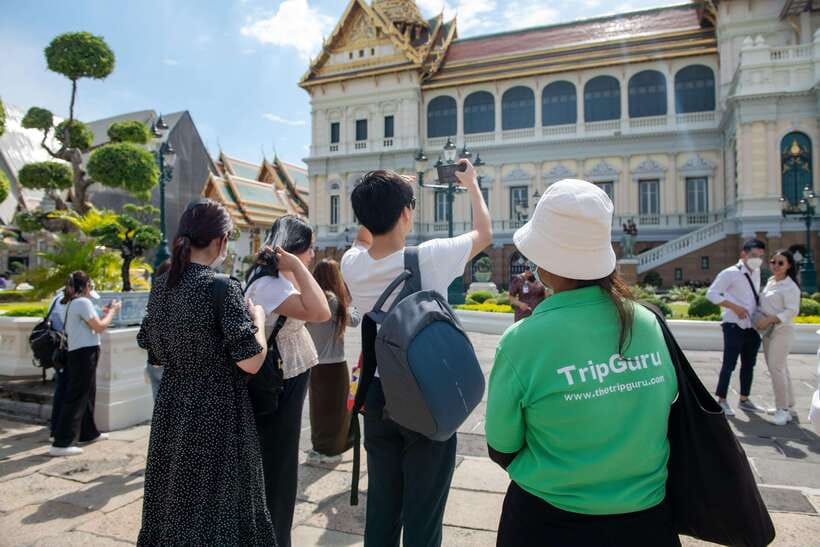 Bangkok: Grand Palace and Wat Phra Kaew Guided Walking Tour - When parts of the palace are closed, your guide still helps
