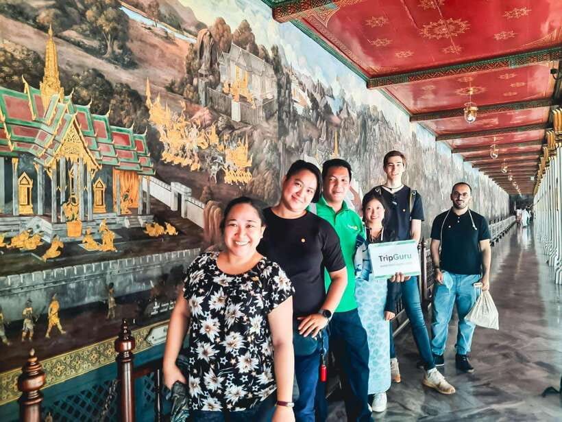 Bangkok: Grand Palace and Wat Phra Kaew Guided Walking Tour - Low-impact touring that actually shows up in your day
