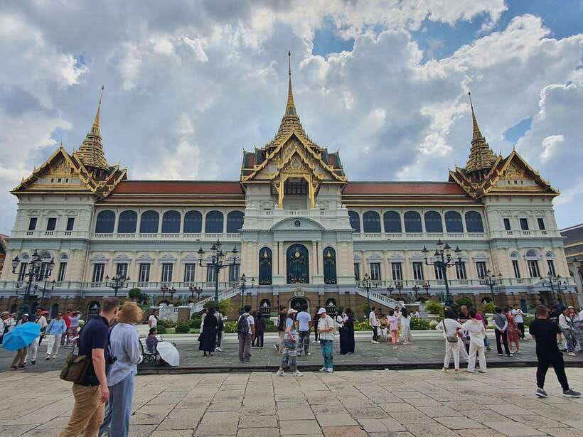 Bangkok Grand Palace & Emerald Buddha Flexible Pass w/ Audio - English Audio on Your Phone: The Real Benefit of Going Self-Guided