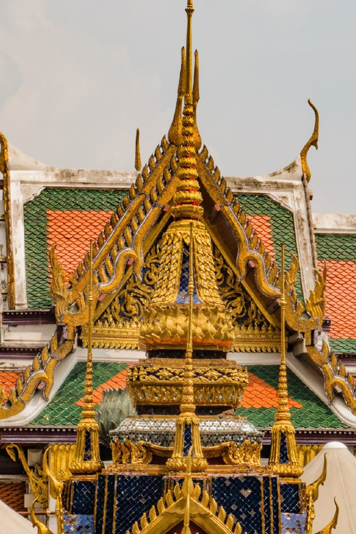 Bangkok: Grand Palace Skip-the-Line Entry Ticket - Museums Included: Queen Sirikit Museum of Textile and Arts of the Kingdom Museum