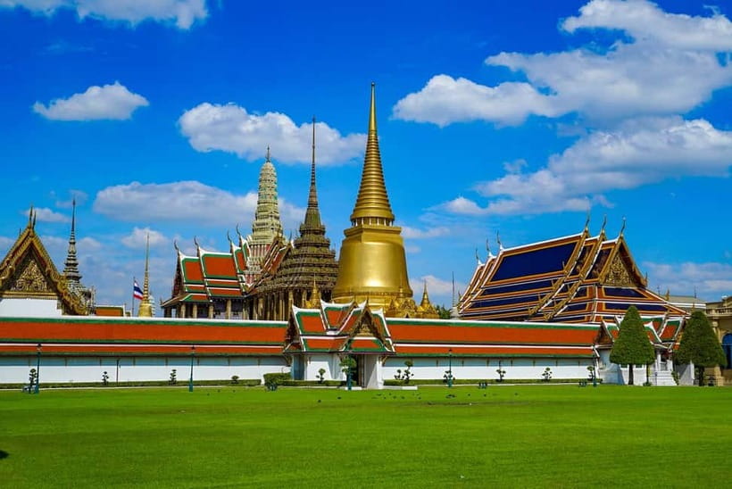 Bangkok: Grand Palace, Wat Pho, Wat Arun Sacred & Local Tour - A 4 to 5 hour plan that hits three temple icons plus a real Bangkok market