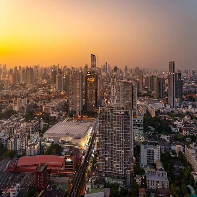 Bangkok: Gravity 87 Rooftop Lounge At Ramada Bangkok - Value check: $20 per group up to two and how to judge it
