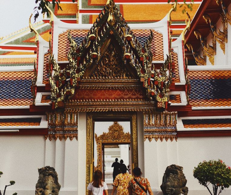 Bangkok: Half Day City and Temples (join tour) - Wat Benchamabophit, the White Marble Temple in Dusit