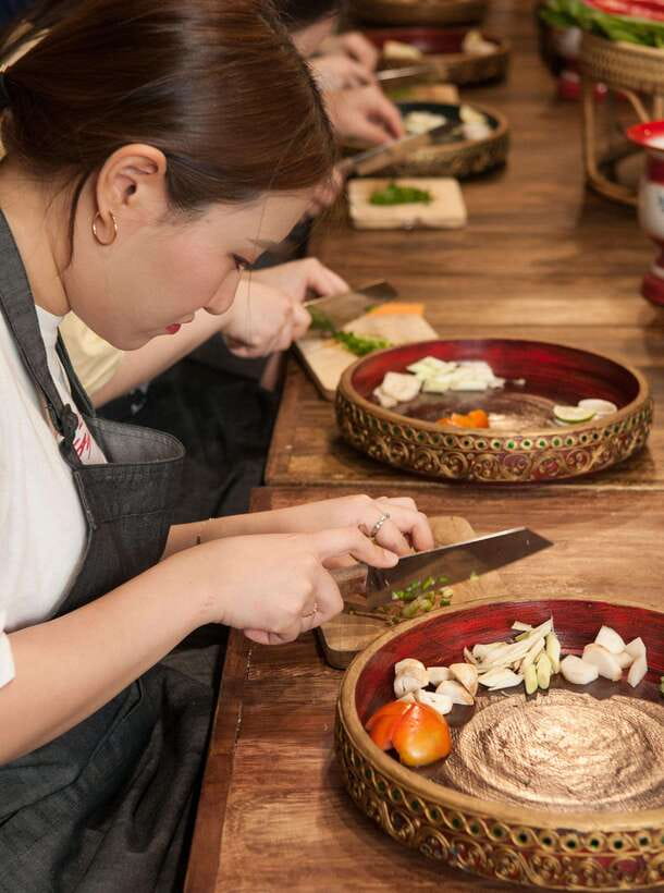 Bangkok: Hands-on Thai Cooking Class and Market Tour - The School Setup in Sukhumvit 4: You Cook, You Eat, You Repeat