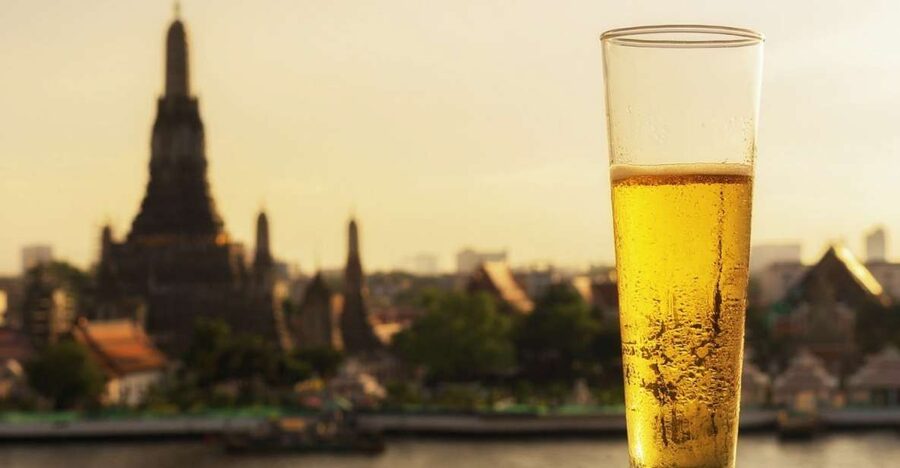 Bangkok: Historical Temples Tour & Hidden Bar at Sunset - Why 3 hours around Wat Arun feels smarter at dusk