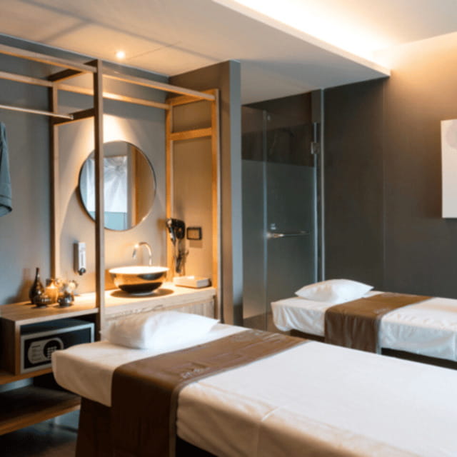 Bangkok: Let's Relax Mahanakhon CUBE E-Voucher - A Modern 4th-Floor Reset in Mahanakhon Cube