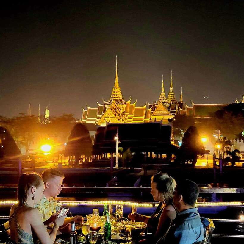 Bangkok: Luxury White Dinner Cruise Free Flow Beer and Wine - Levels, seating, and where the best views usually happen