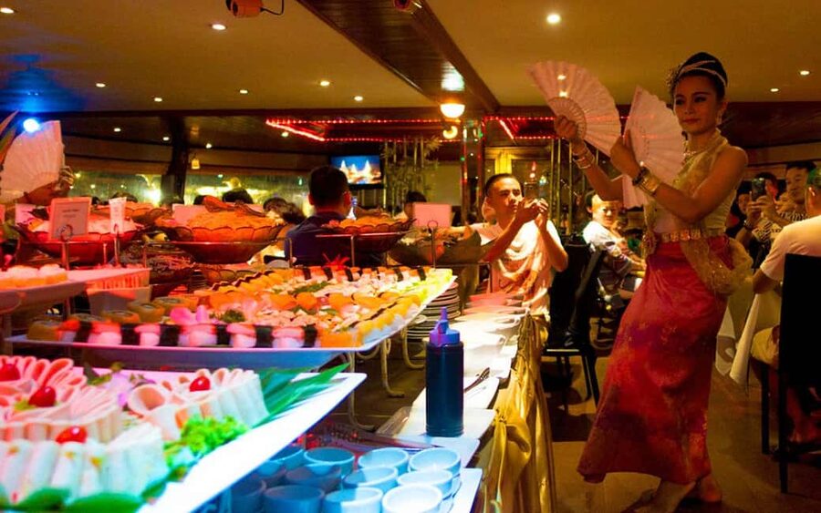 Bangkok: Luxury White Sunset or Dinner Cruise with Beer - Live entertainment on deck, cabaret and traditional Thai dance