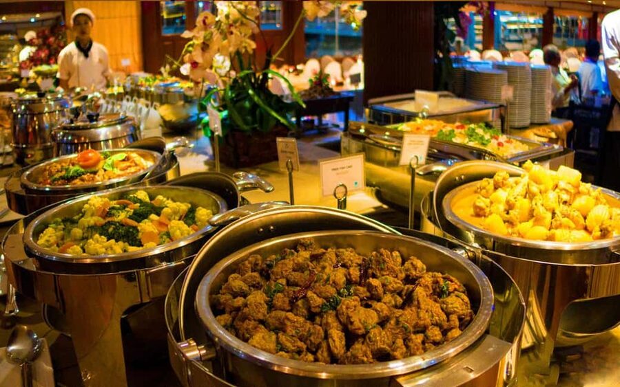 Bangkok: Luxury White Sunset or Dinner Cruise with Beer - Who this cruise fits best, and who should skip it