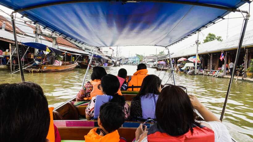 Bangkok: Maeklong Railway & Amphawa Floating Market Day Trip - The Real Value of $49: What You Pay For Beyond Transport
