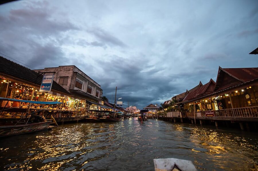 Bangkok: Maeklong Railway Market and Amphawa Floating Market - Key highlights worth planning for