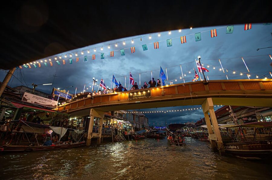 Bangkok: Maeklong Railway Market and Amphawa Floating Market - Tips to make this day trip feel smooth