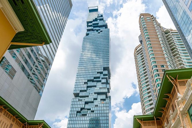 Bangkok : Mahanakhon SkyWalk Admission Ticket - The 75th floor hydraulic glass lift: the staged start of the wow