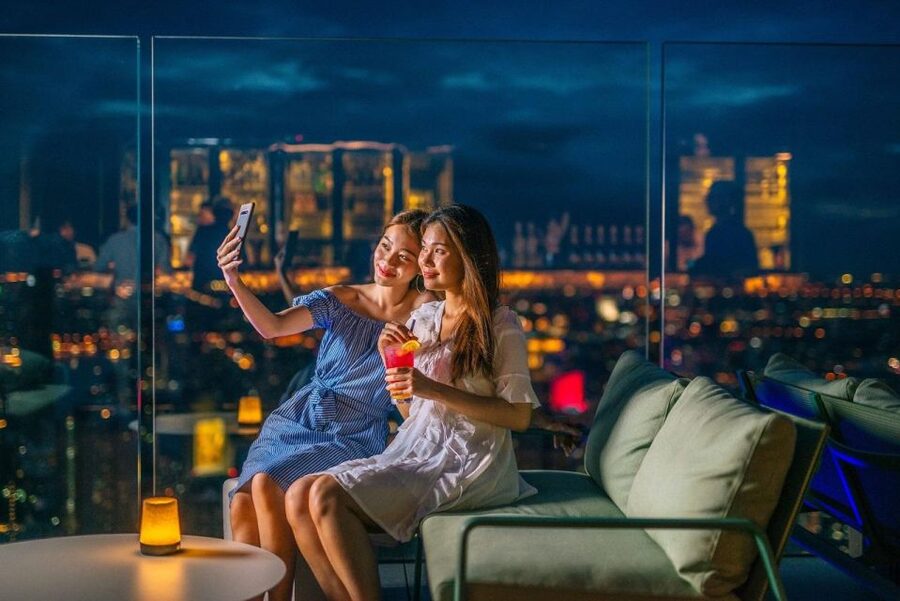 Bangkok: Mahanakhon SkyWalk Entry Ticket with Options - Timing in Bangkok: Daytime, Sunset, and Night Views Without Getting Burned