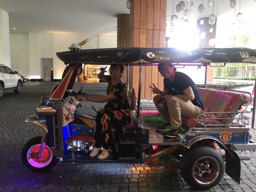 Bangkok: Michelin Guide Street Food Tour by Tuk Tuk - Rajadamnoen Avenue sights and where your night ends