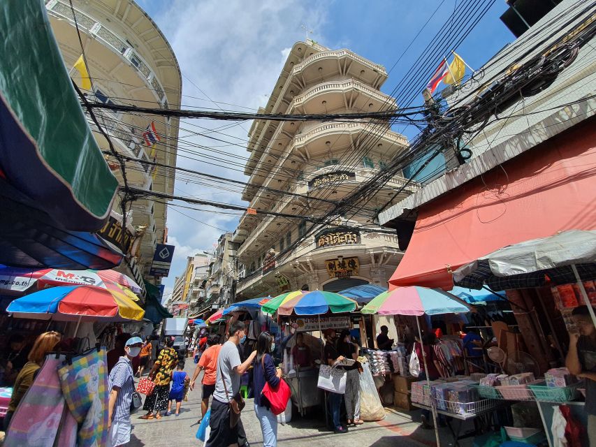 Bangkok: Must things to see in China town, Small group - The Route Rhythm: Break Time, Photo Stops, Shopping, and a Comfortable Pace