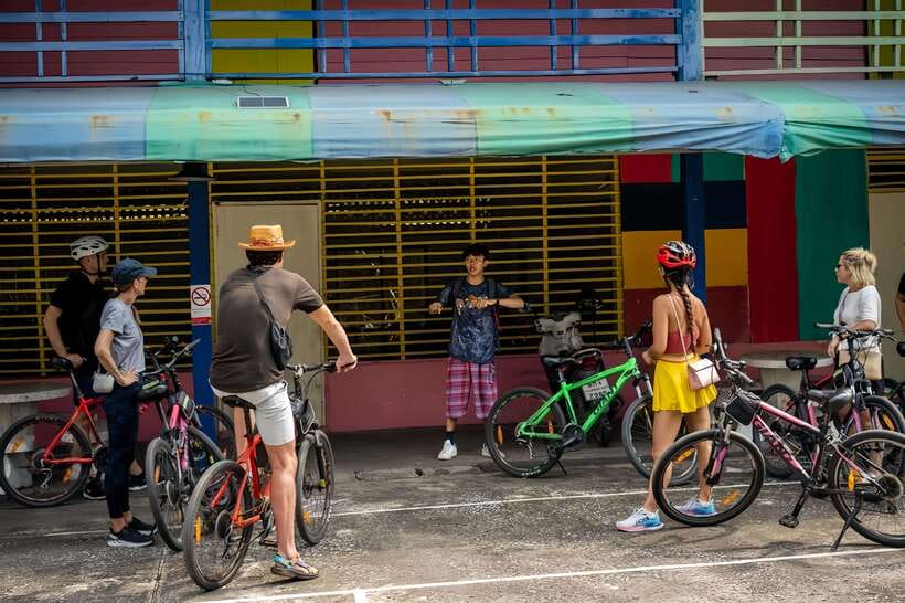 Bangkok: Must-Try Hidden Bike & Food Experience - The home-cooked lunch or dinner that changes your whole trip