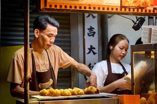 Bangkok Night Eats by Tuk Tuk - Hotel-pickup & Dinner - Key highlights you will feel right away