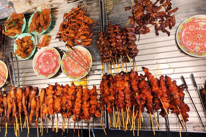 Bangkok Night Eats by Tuk Tuk - Hotel-pickup & Dinner - Start at 7 pm: hotel pickup, meeting, and the tuk-tuk factor