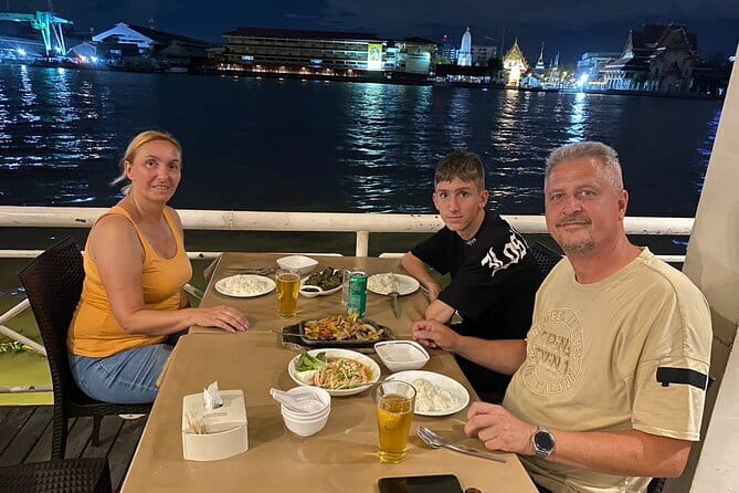 Bangkok Night Food Tour By Tuk Tuk - Wongwian Yai night market start: your first tastes set the tone