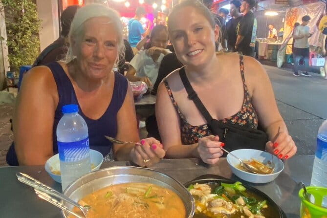 Bangkok Night Food Tour By Tuk Tuk - Wat Prayurawongsawat Worawihan after dark: temple views, not just photos