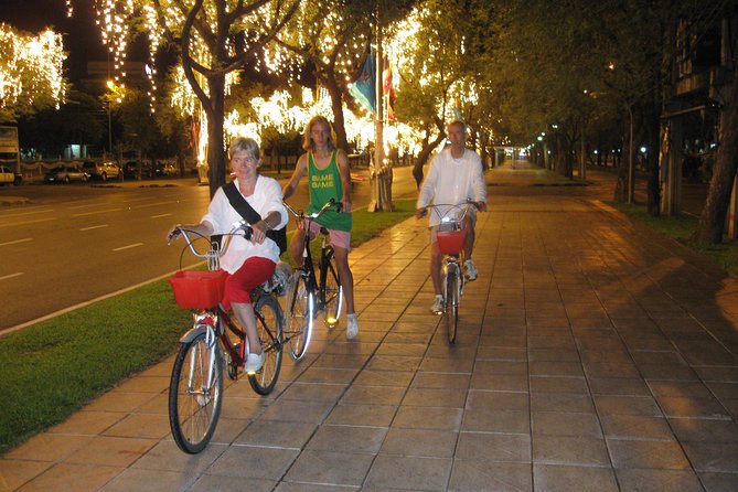 Bangkok Night Tour By Bike - Bike, helmet, and guide: what the included stuff really means